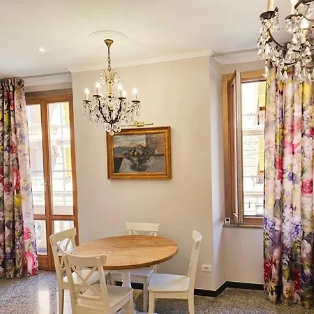 Madame Ricasoli 5 Min From The Apartman Genova