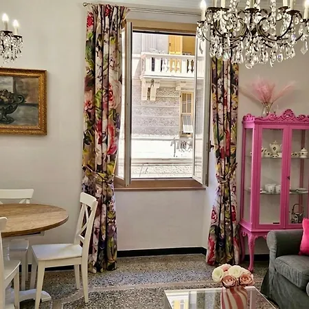 Madame Ricasoli 5 Min From The Apartman